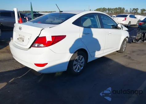 2016 Hyundai Accent z USA, uszkodzony, nr VIN KMHCT4AE3GU027830